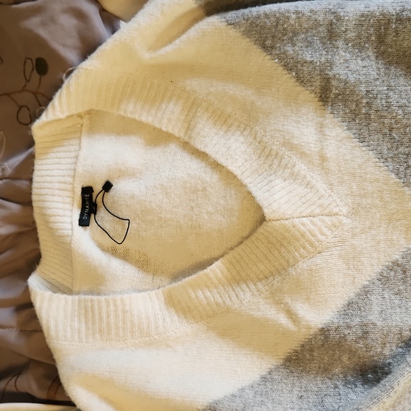 Cozy, Slouchy V-neck sweater from Dynamite - Picture 3 of 5